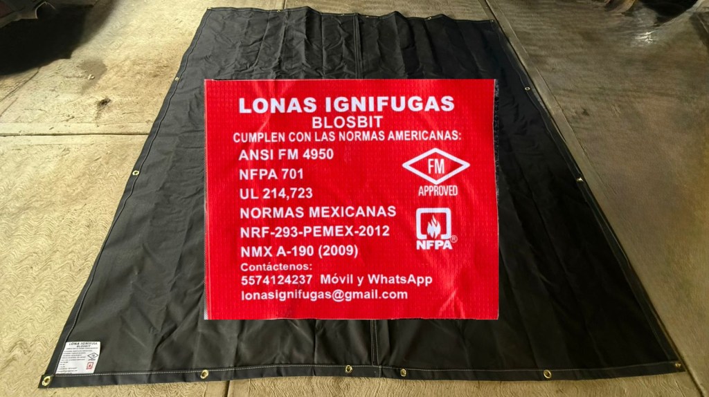 Lona Ignifuga de algodon negro, cumple con la norma de referencia NRF-293-PEMEX-2012